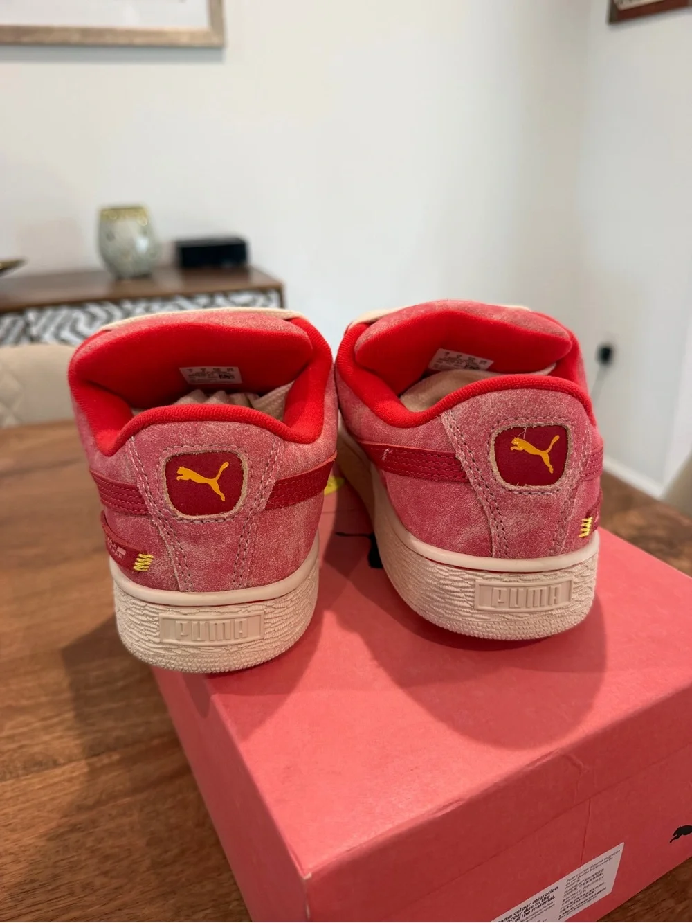 Puma Ferrari Suede XL Junior US 6 Red and Pink Sneakers